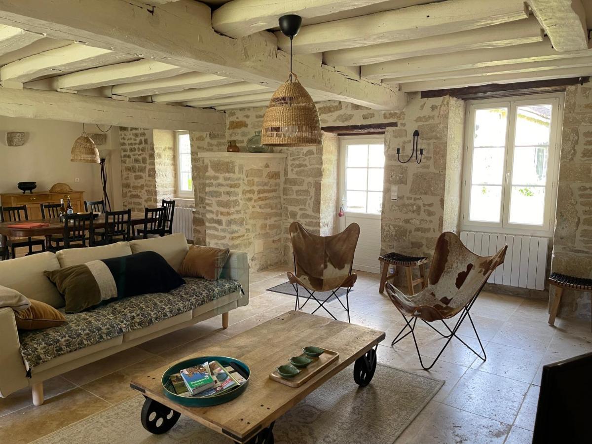 La Closerie De Gigny Maison Templiere Avec Piscine,Jacuzzi Exterior photo